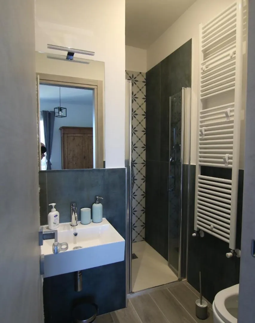 Greenpeak, 2 Bedrooms & 2 Baths Florence Italy