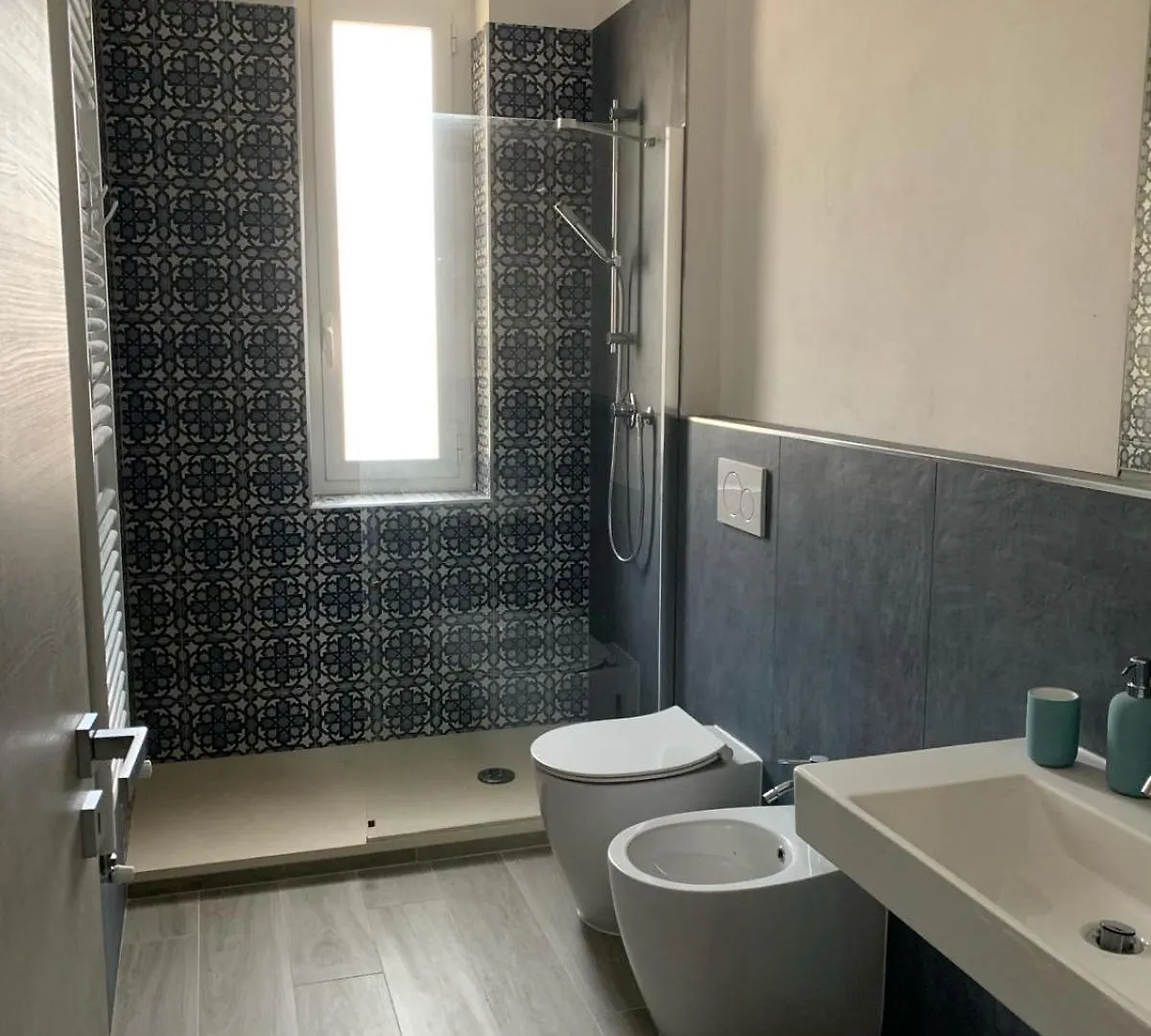 Greenpeak, 2 Bedrooms & 2 Baths フィレンツェ 0*,  イタリア